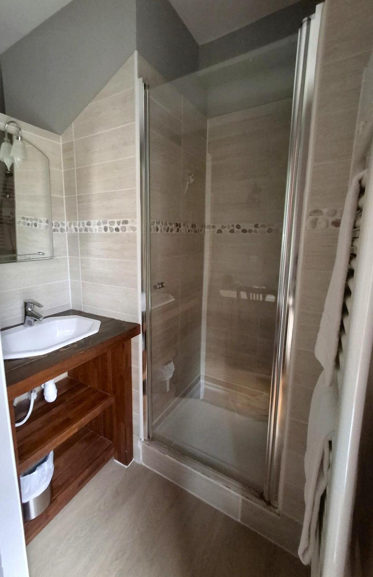 Hostellerie Du Lys Lamorlaye المظهر الخارجي الصورة