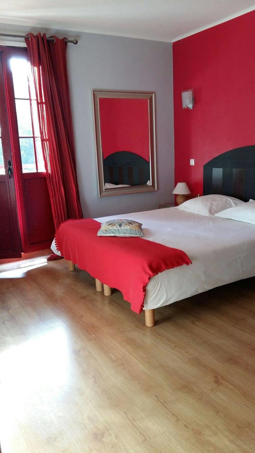 Hostellerie Du Lys Lamorlaye المظهر الخارجي الصورة